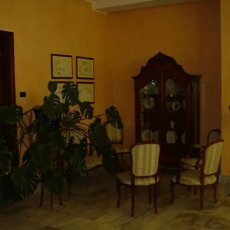 Отель Italy