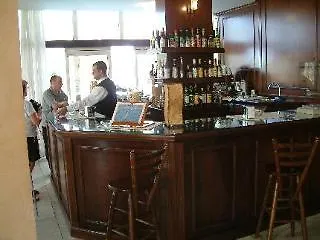 Отель Italy 4*