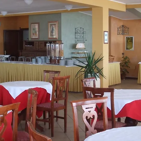 Hotell Italy 4*