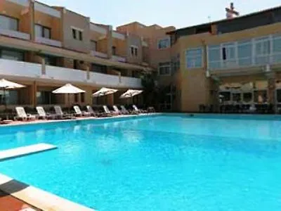 Отель Italy 4*